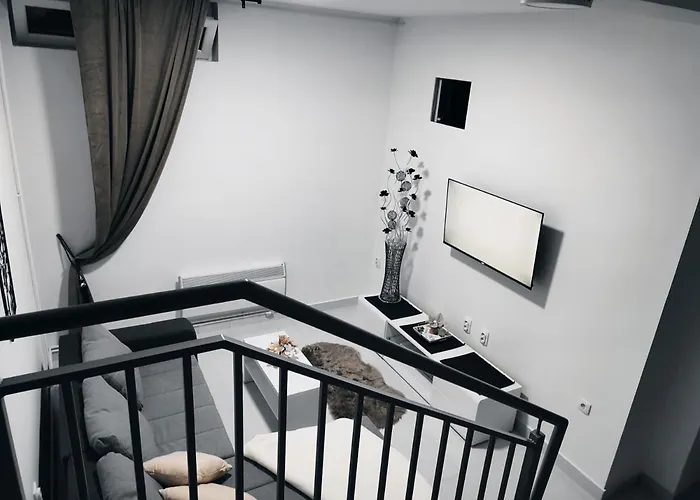 Katy Διαμέρισμα Σρέμσκα Μιτρόβιτσα